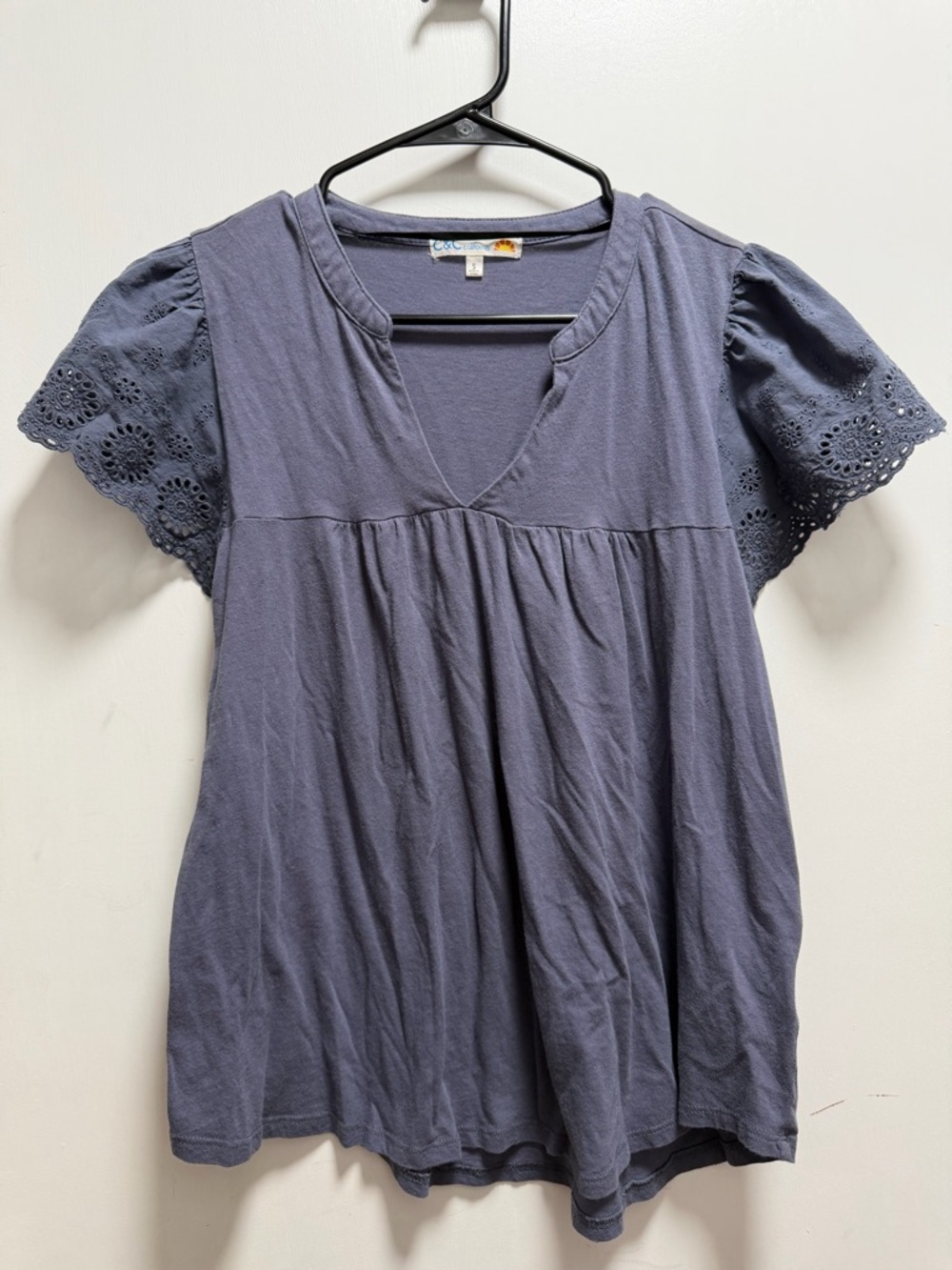 C&C California T Shirt Womens Sz S Blue Short Sleeve V Neck Eyelet Breathable